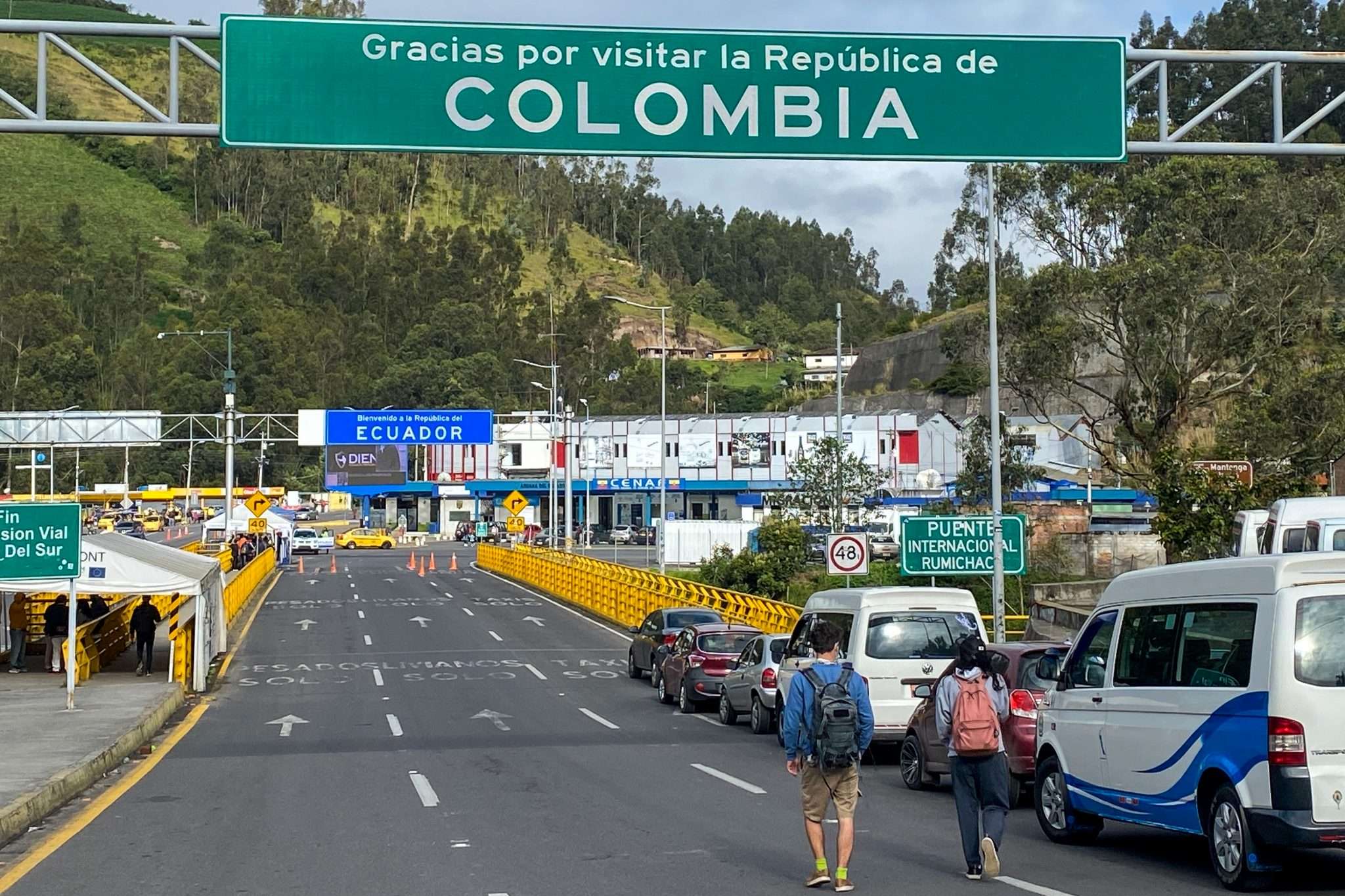 Colombia to Ecuador | Via the Rumichaca bridge border crossing